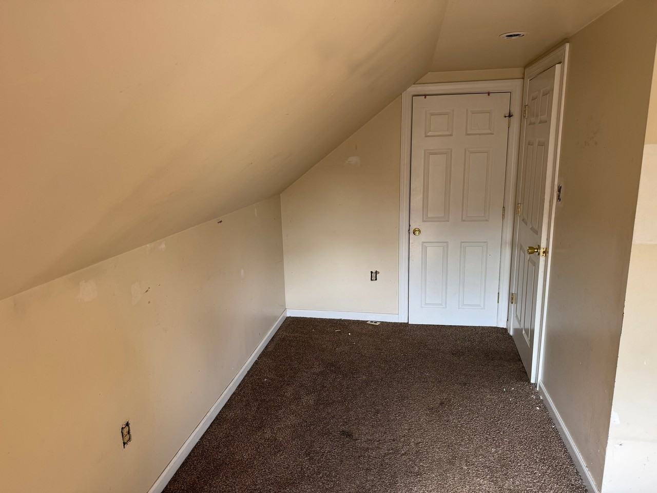 1021 E Schuylkill Rd #4 - Photo 6 of 6