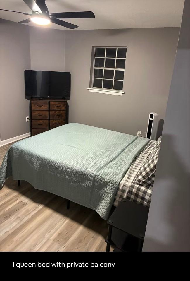 213 Terry Dr - Photo 2 of 4