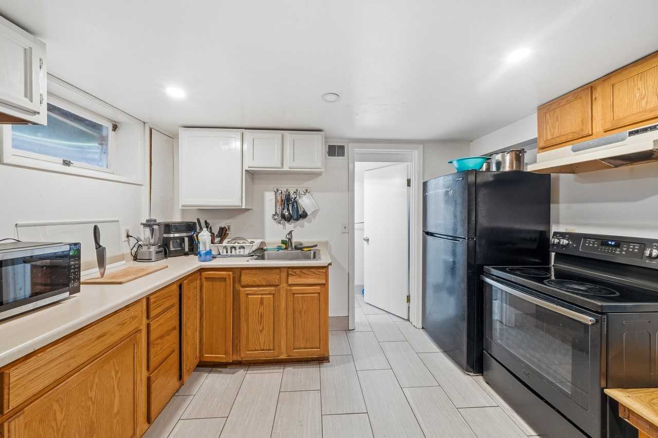 517 S 13th Ave #BS - Photo 5 of 13