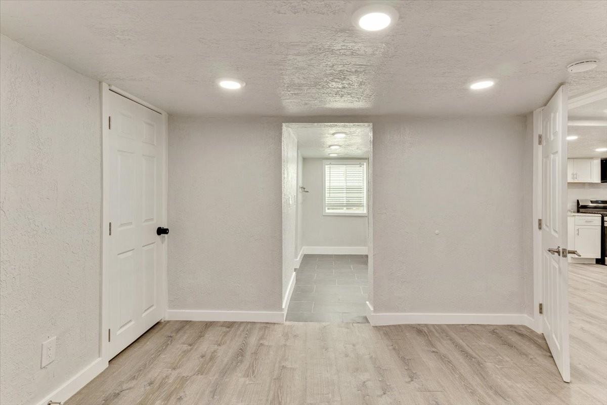 672 Sw #3 - Photo 7 of 12