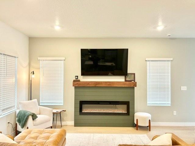 2302 N Canal View Ln - Photo 3 of 14