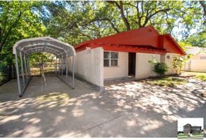featured image of 409 Oak St