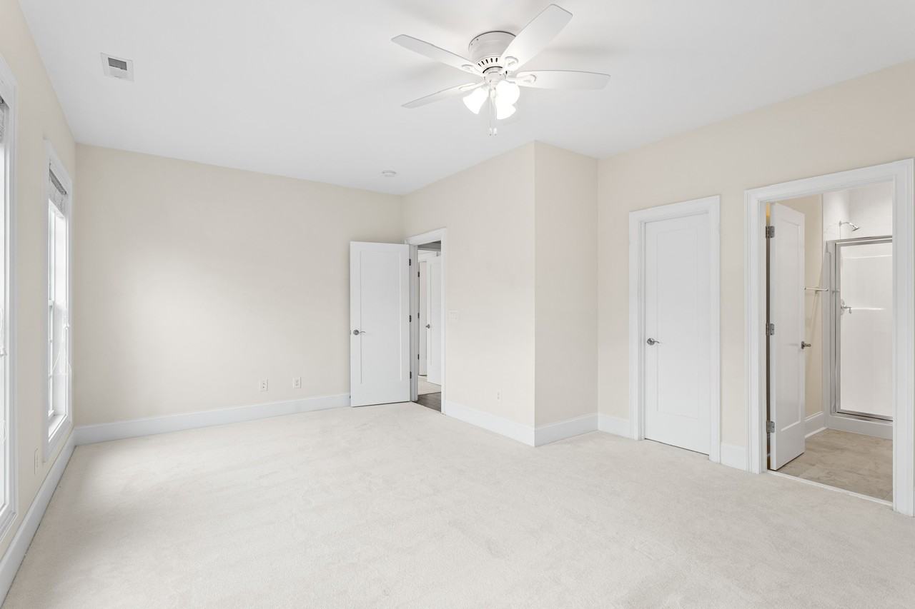 1025 N Sharon Amity Rd #NA - Photo 7 of 37