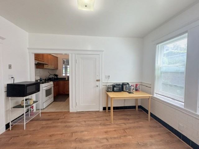 19 Hatherly Rd #1 - Photo 6 of 17