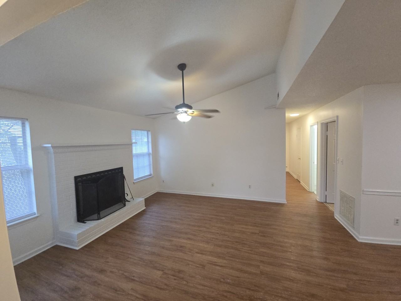 4016 Rainbow Dr #1 - Photo 5 of 23