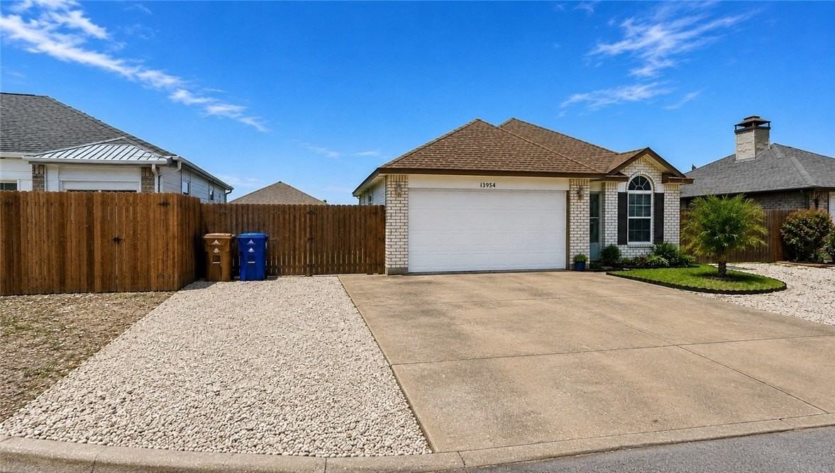 13954 Seafarer Dr - Photo 2 of 13