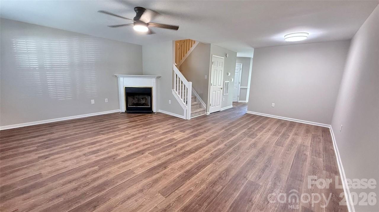 12571 Bluestem Ln - Photo 2 of 16