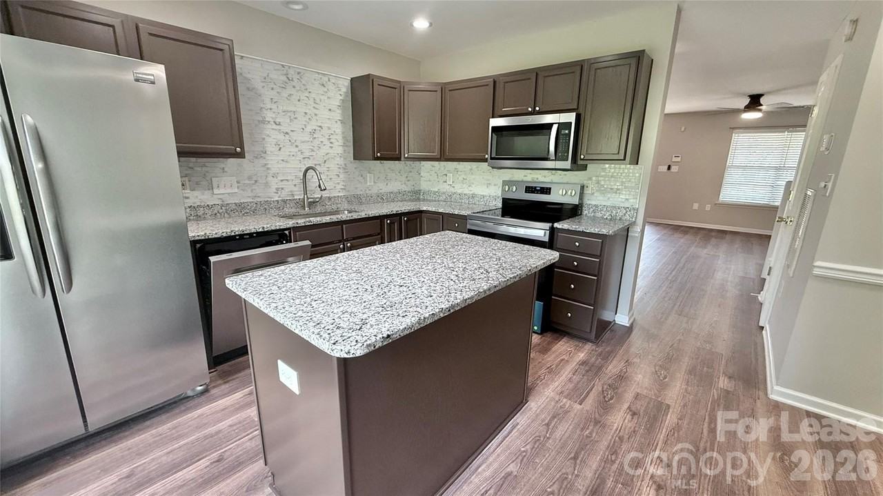 12571 Bluestem Ln - Photo 7 of 16