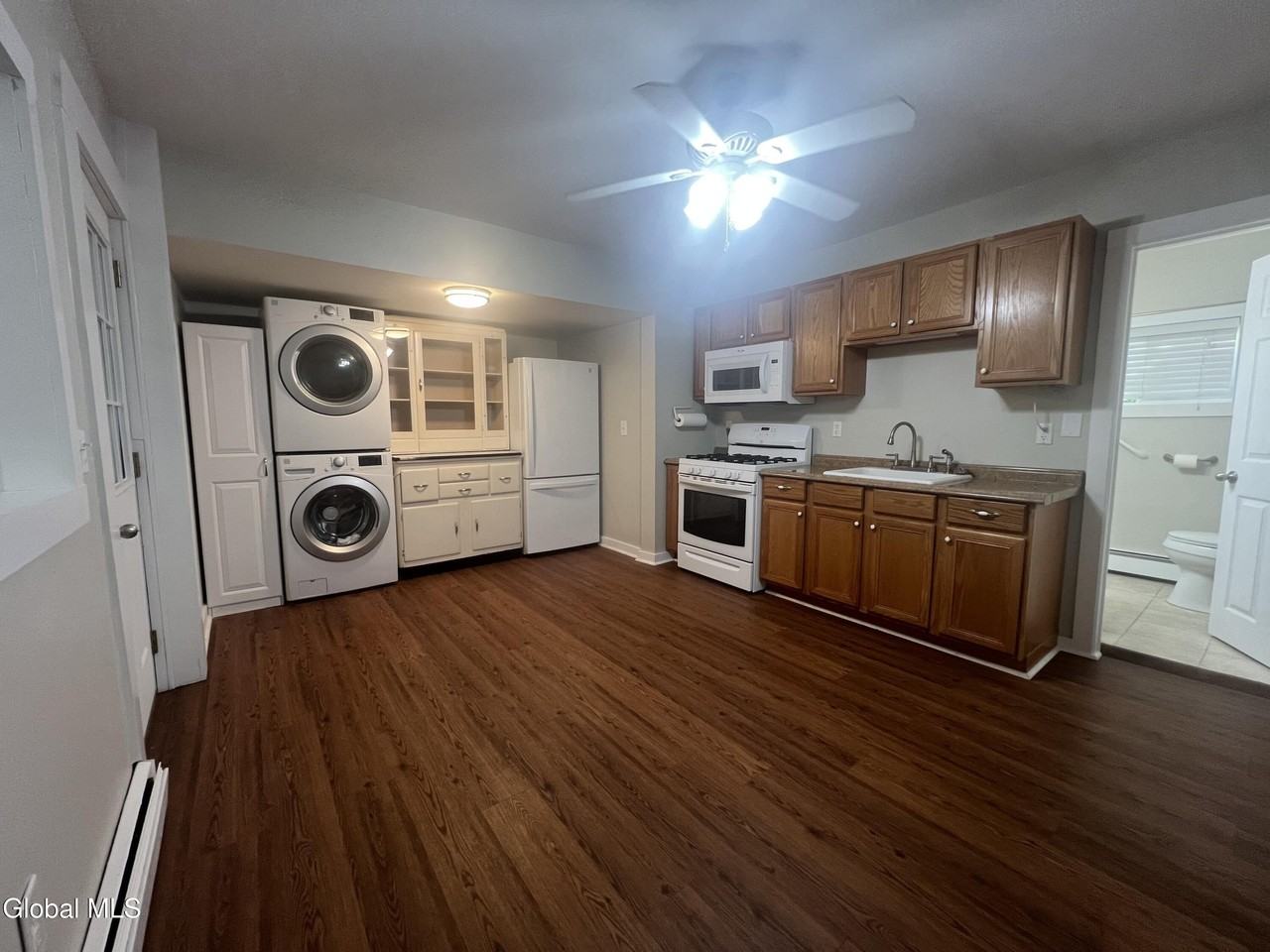 191 Elm St - Photo 3 of 10