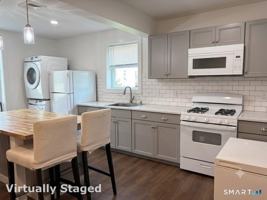 featured image of 4 Orchard St #4