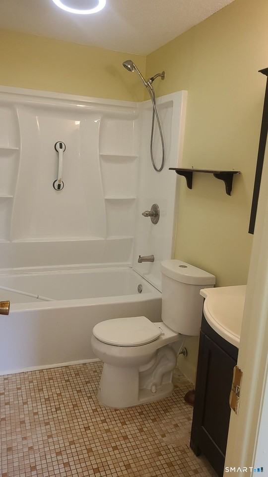 285 High Path Rd #285 - Photo 6 of 10