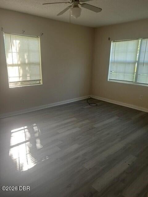 1154 North St - Photo 3 of 6