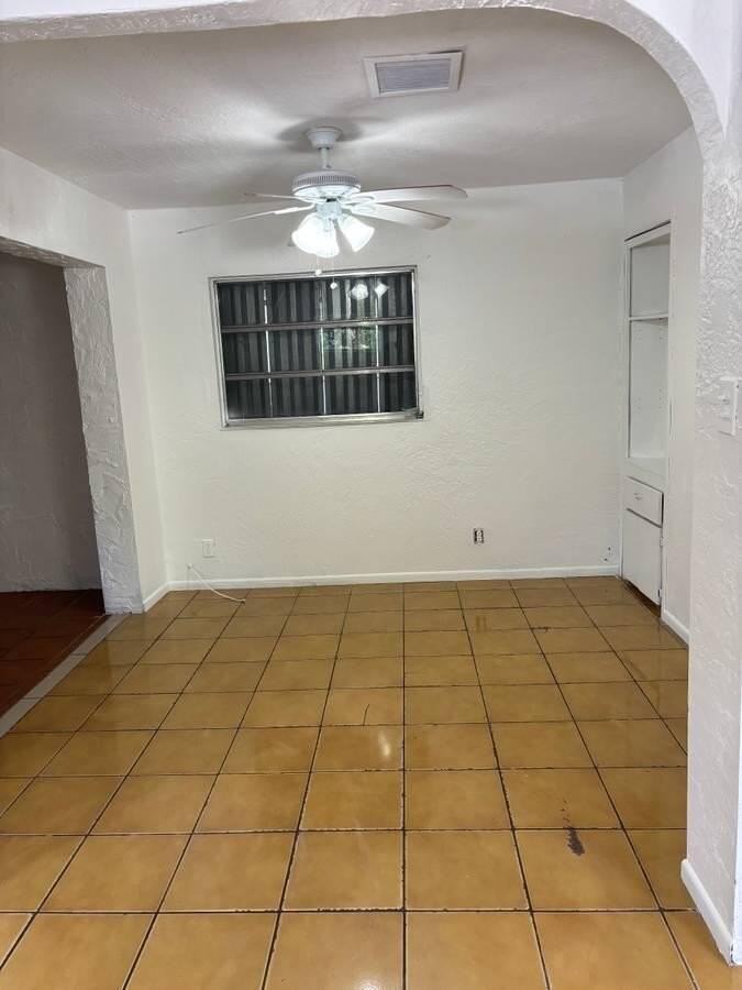 30 Palm Beach Dr - Photo 7 of 18