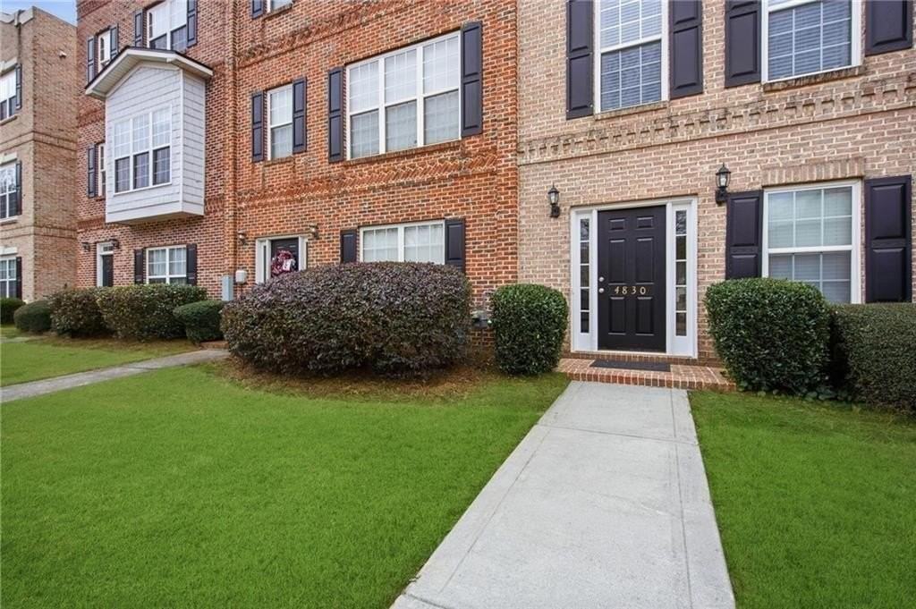 4830 Liberty Plz - Photo 2 of 18