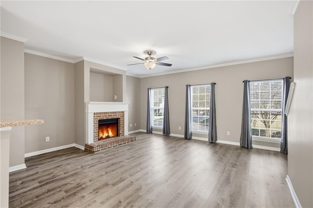 4830 Liberty Plz - Photo 4 of 18
