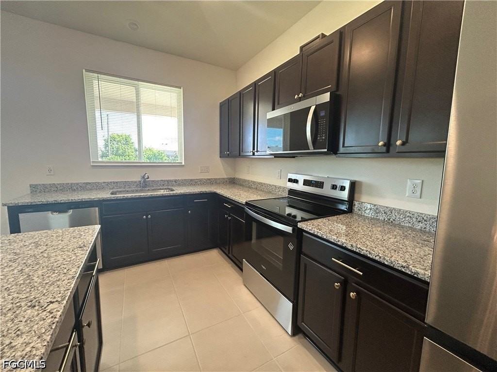 6548 Estero Bay Dr - Photo 6 of 27