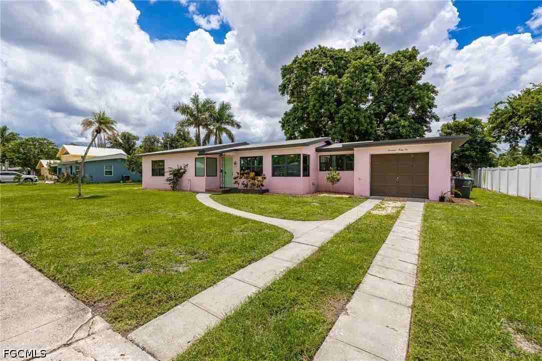 1442 Olmeda Way - Photo 2 of 36