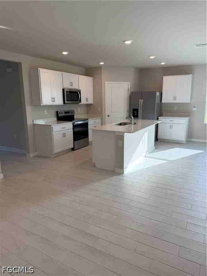 5293 Mulsanne Way - Photo 3 of 25