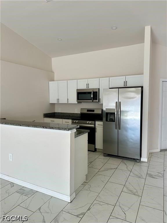 254 Sw 3rd St - Photo 6 of 16