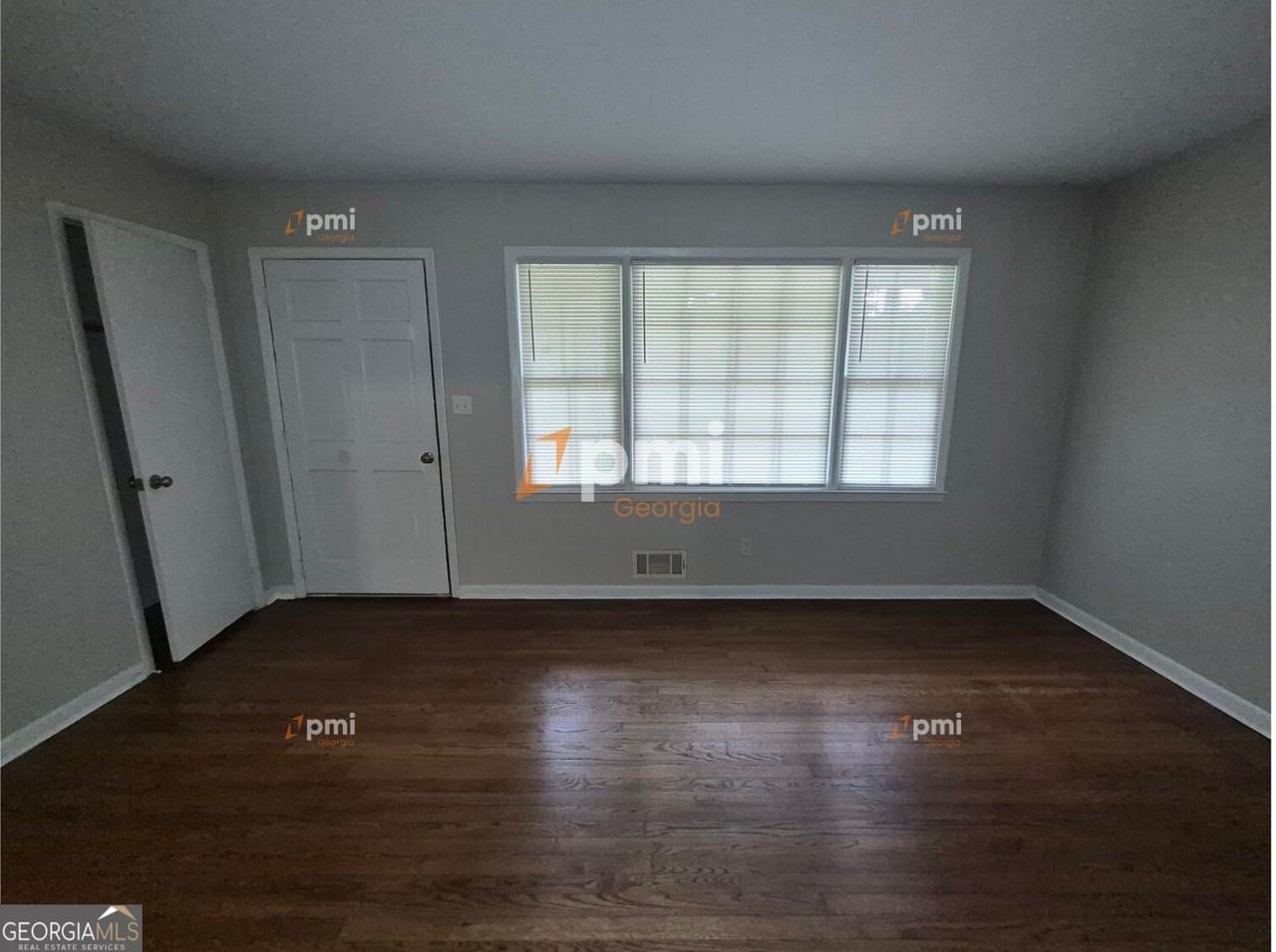 650 Jefferson Ave - Photo 5 of 17