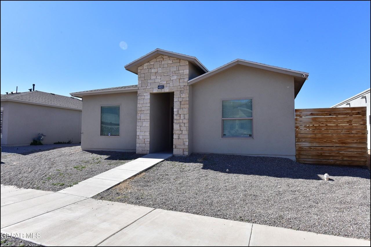4825 Mark Avizo St - Photo 2 of 43