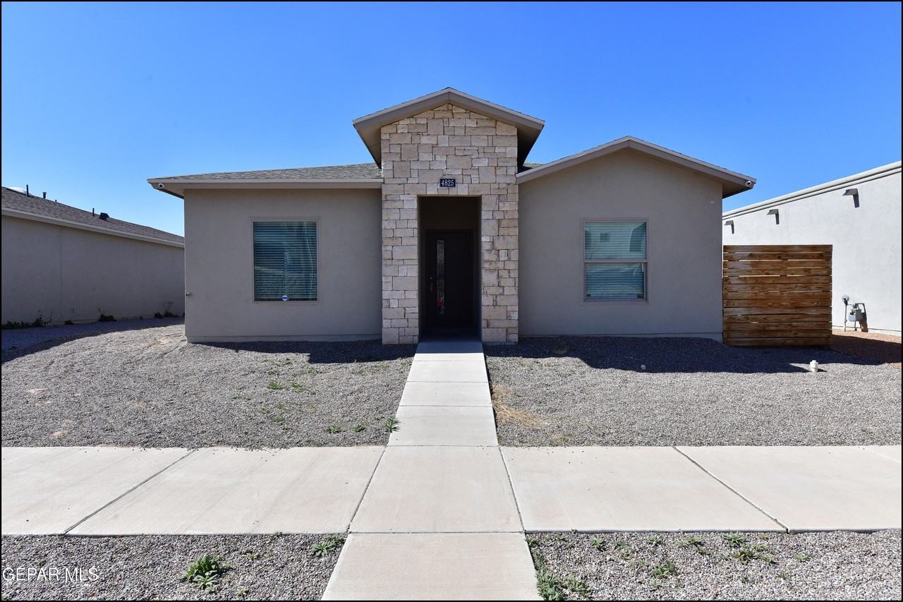 4825 Mark Avizo St - Photo 3 of 43