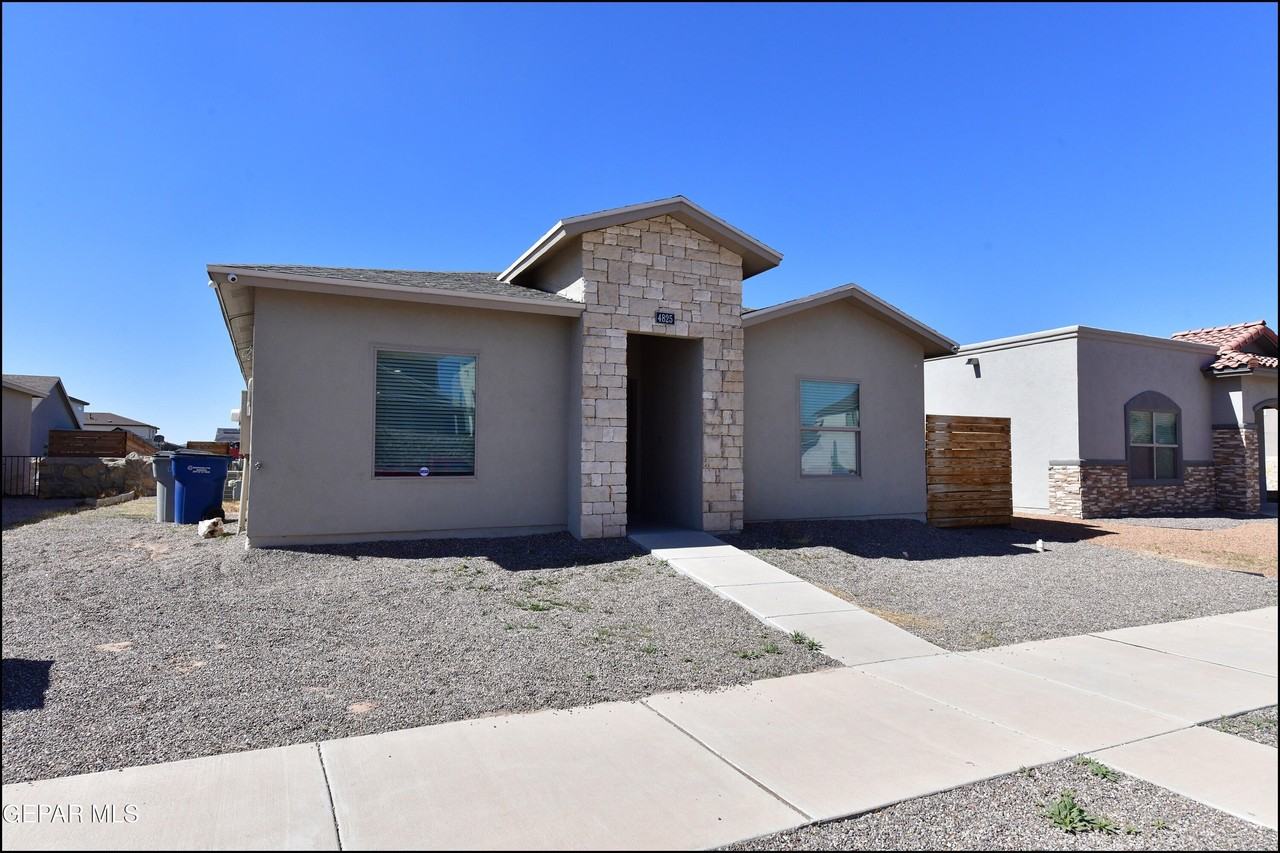 4825 Mark Avizo St - Photo 4 of 43