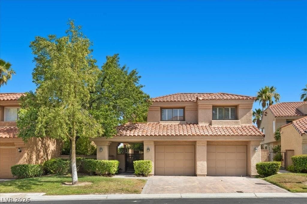 7737 Spanish Lake Dr - Photo 4 of 50
