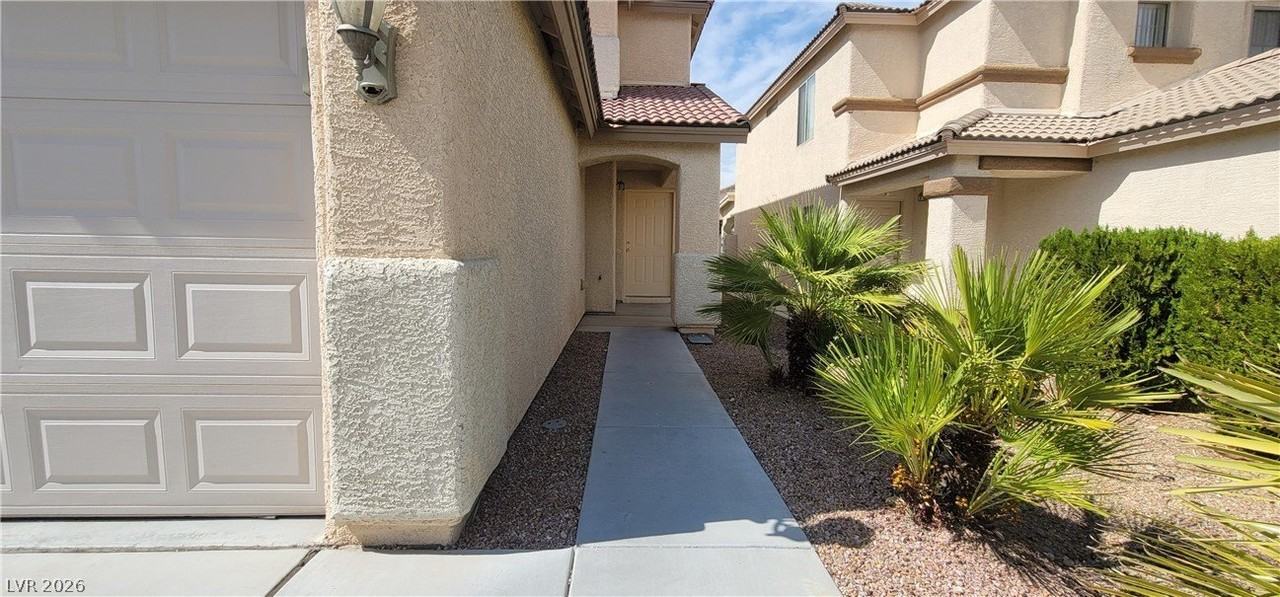 9584 Allison Ranch Ave - Photo 3 of 27
