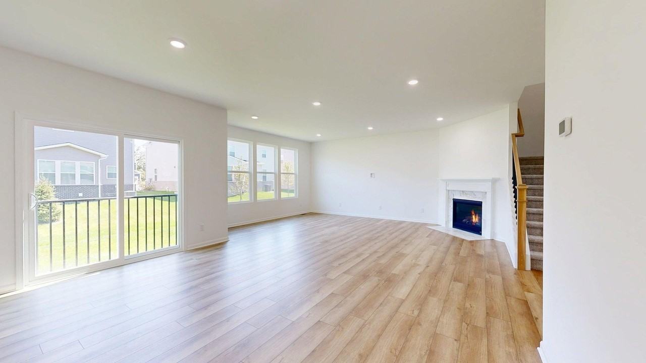826 Kuss Dr - Photo 4 of 21