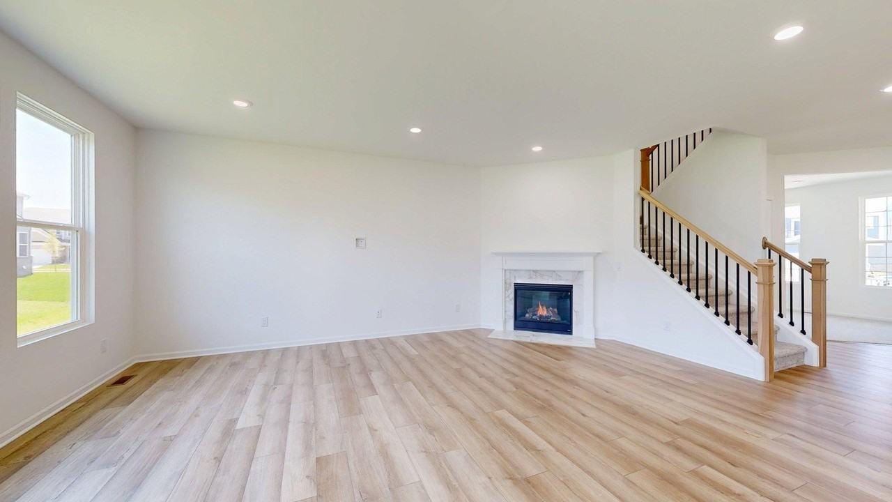 826 Kuss Dr - Photo 5 of 21