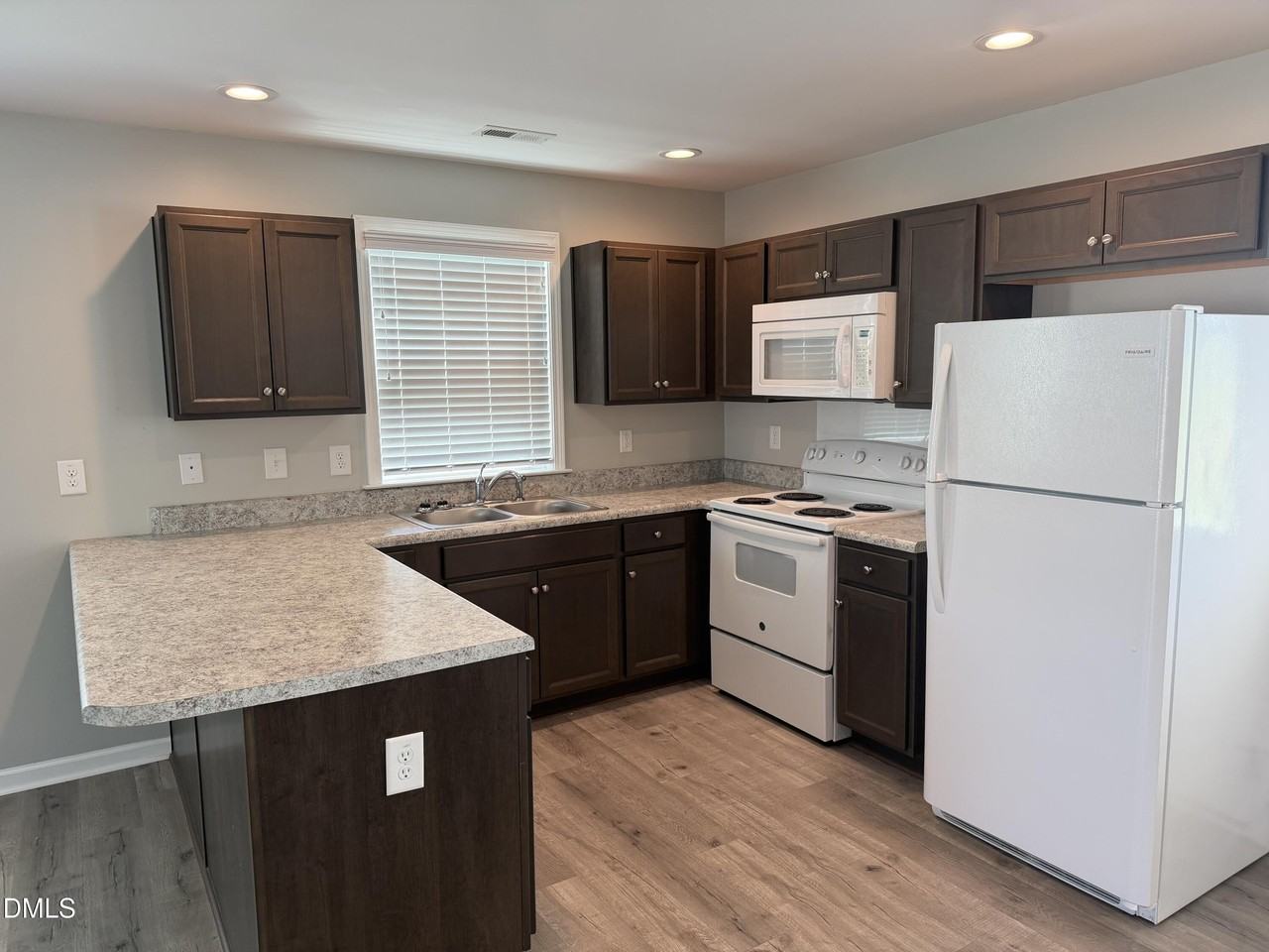 1577 N Carolina 39, Selma NC 27576 - Photo 5 of 14