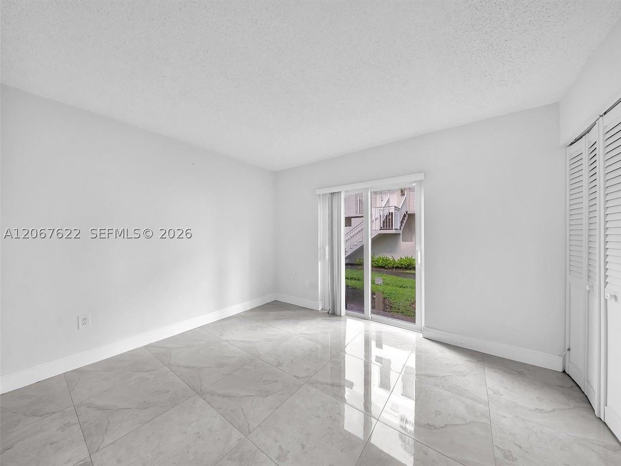 670 Nw 85th Pl #11-104 - Photo 3 of 20