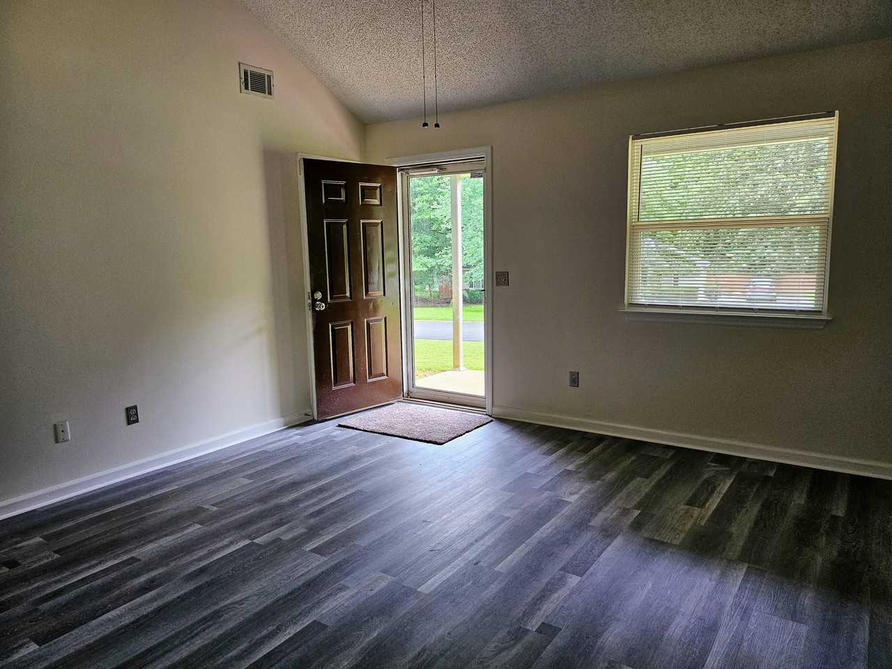 1151 Hunter Trl #1 - Photo 5 of 23
