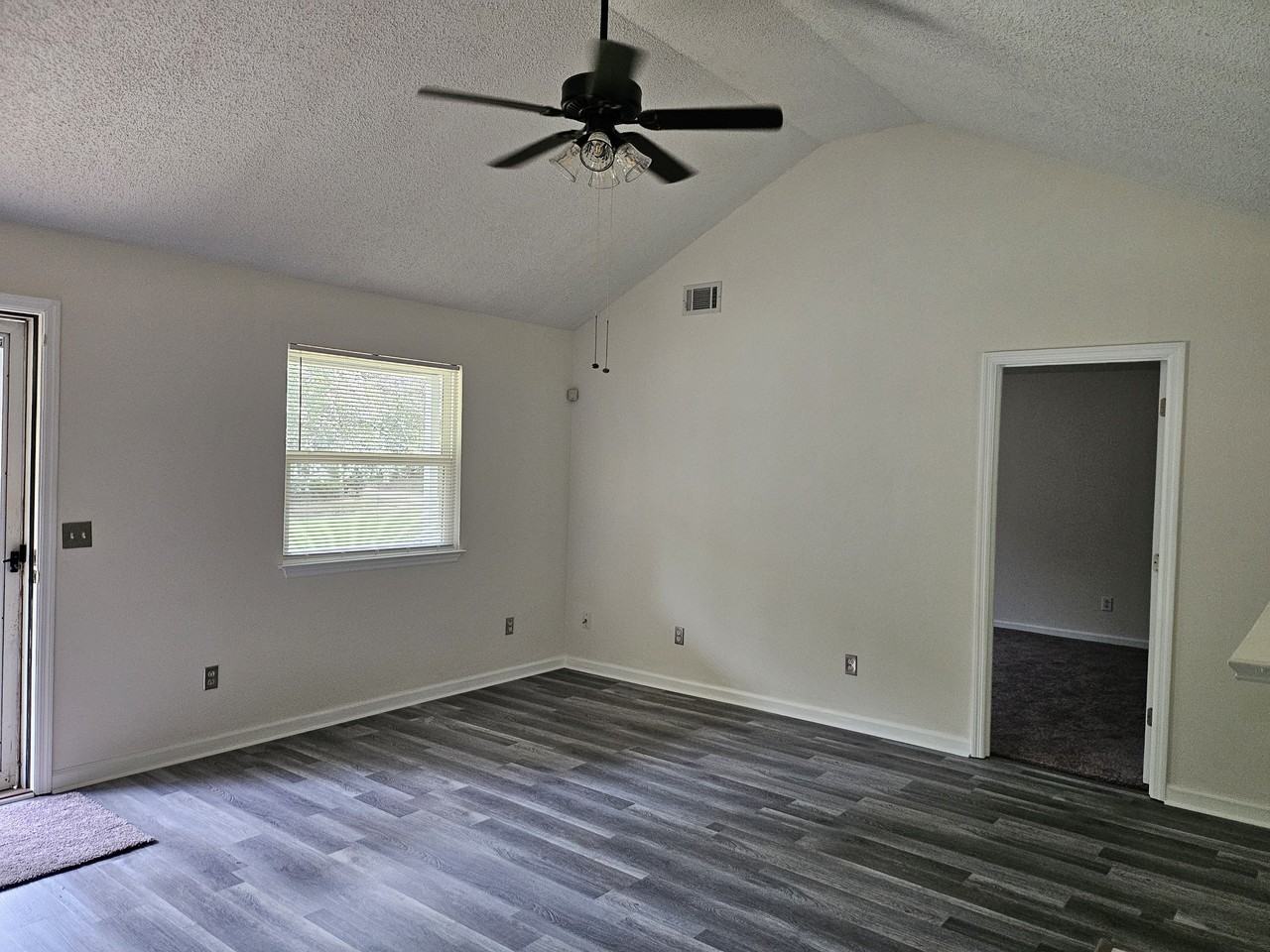1151 Hunter Trl #1 - Photo 6 of 23
