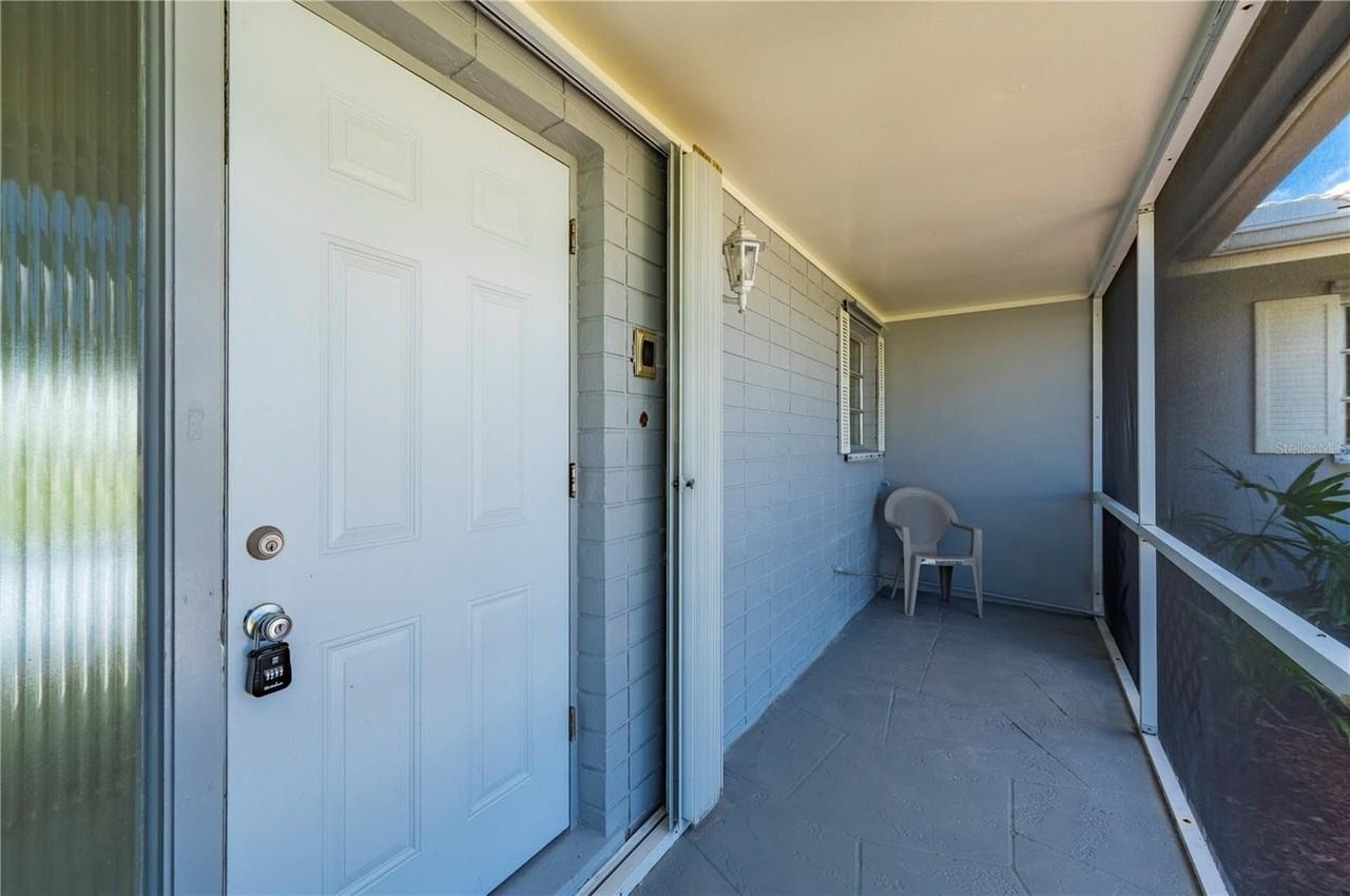 110 Gulfview Rd - Photo 5 of 46