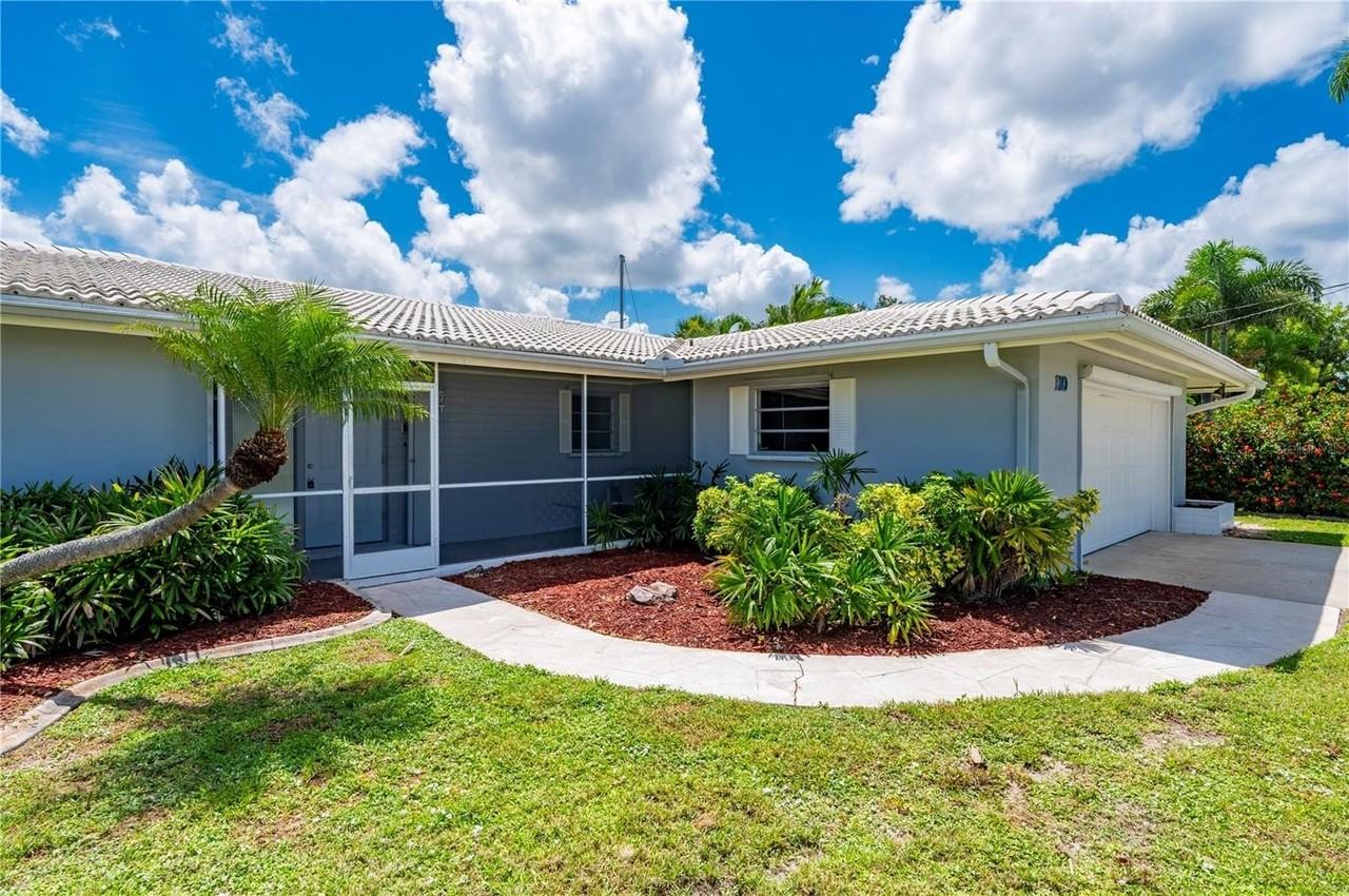 110 Gulfview Rd - Photo 6 of 46