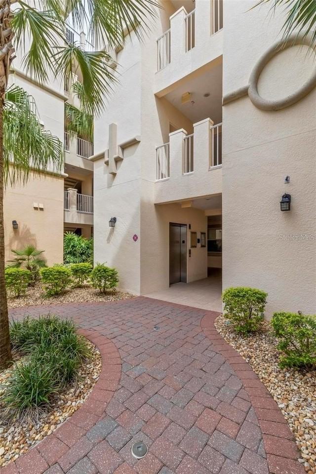 35 Riverview Bnd S #1841 - Photo 2 of 34