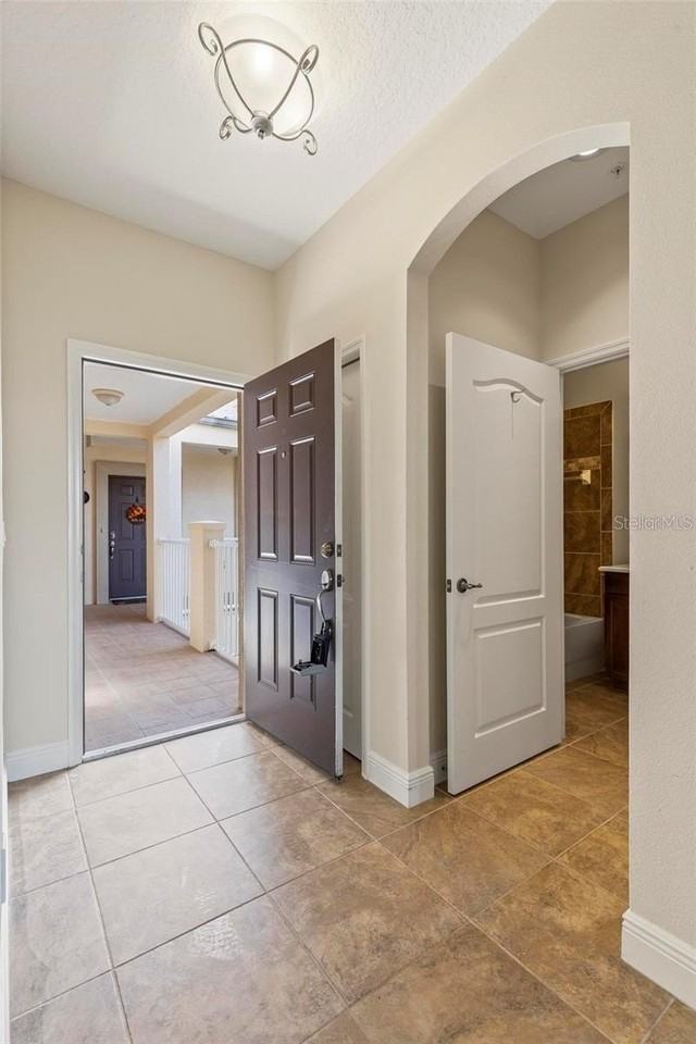 35 Riverview Bnd S #1841 - Photo 5 of 34