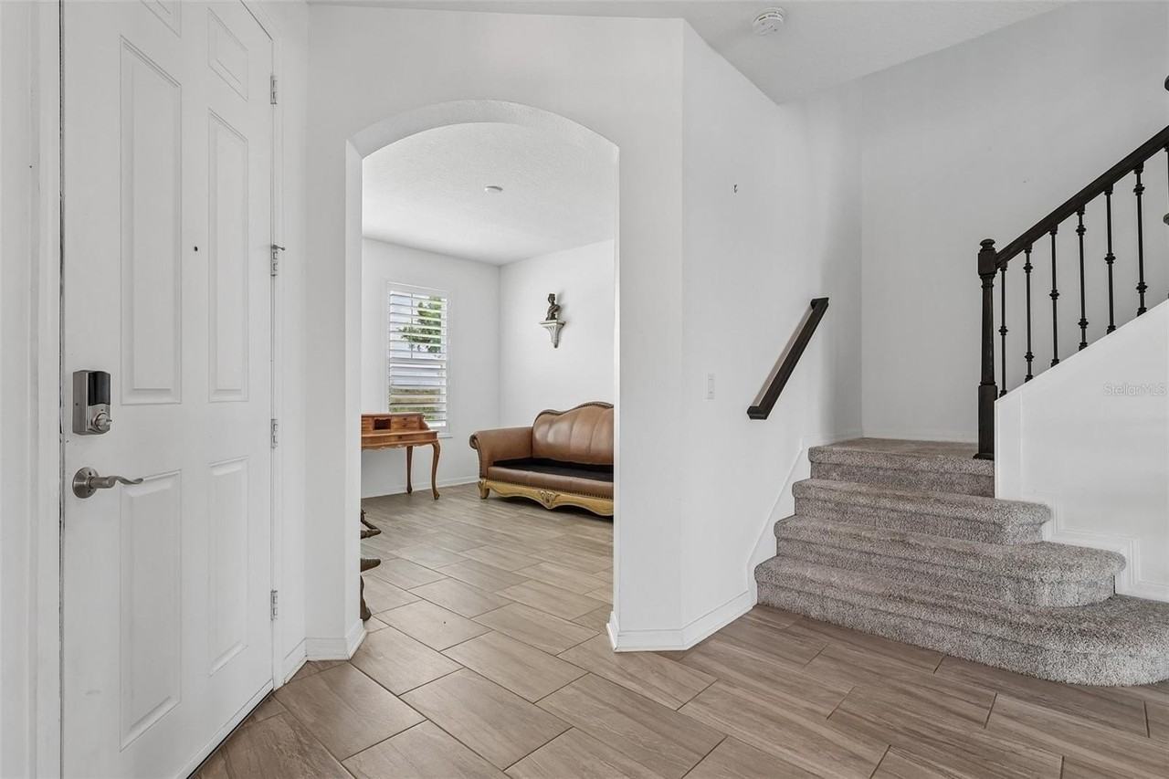 343 Blue Cypress Dr - Photo 6 of 50