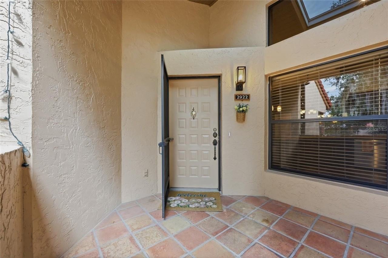 2922 Lake Pineloch Blvd #15-21 - Photo 3 of 46