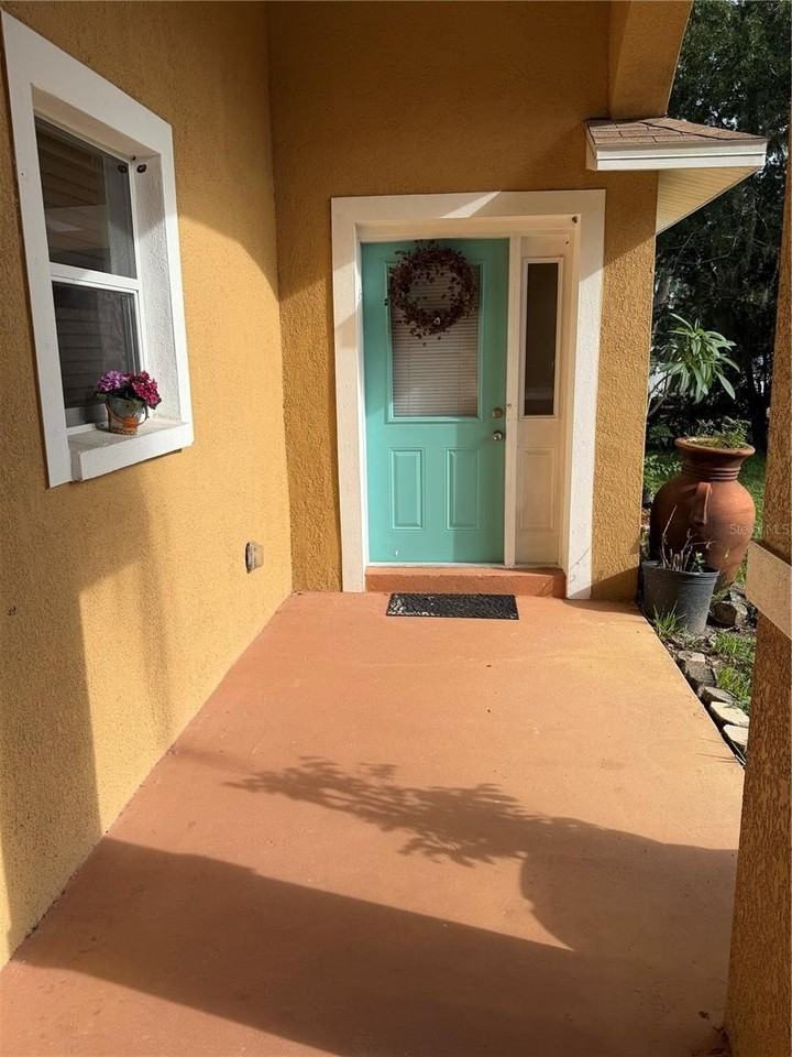 1131 Dogwood Ave - Photo 2 of 23