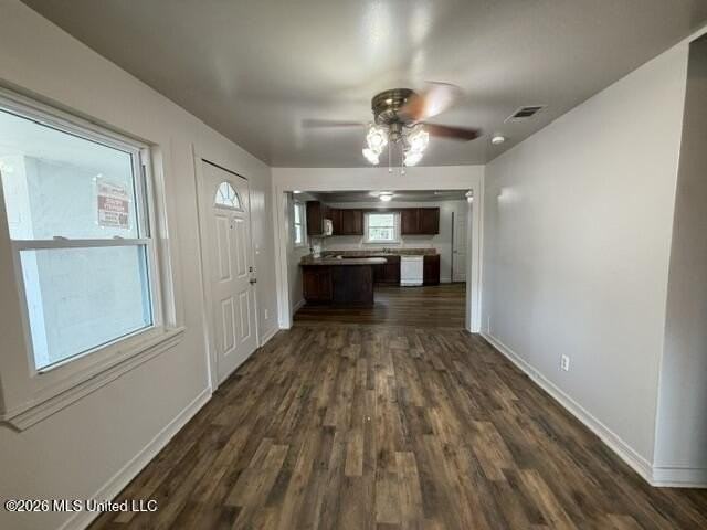 2203 26th St - Photo 4 of 24