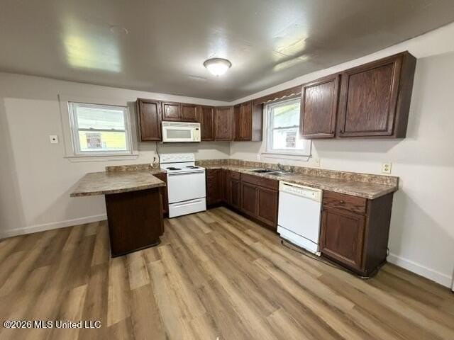 2203 26th St - Photo 6 of 24
