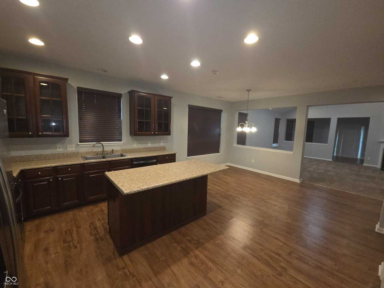 13551 Cuppertino Ln - Photo 7 of 27