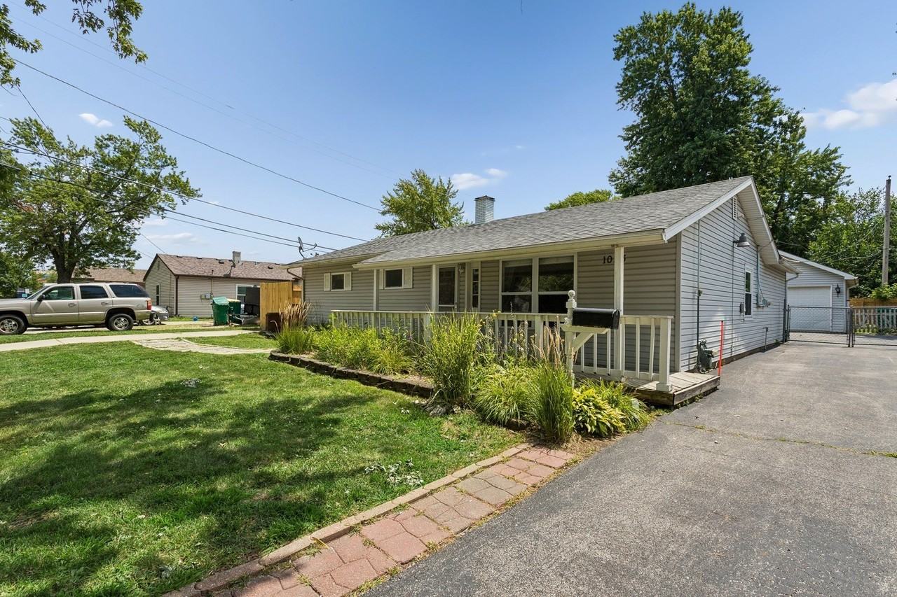 1023 Highland Ave - Photo 2 of 18