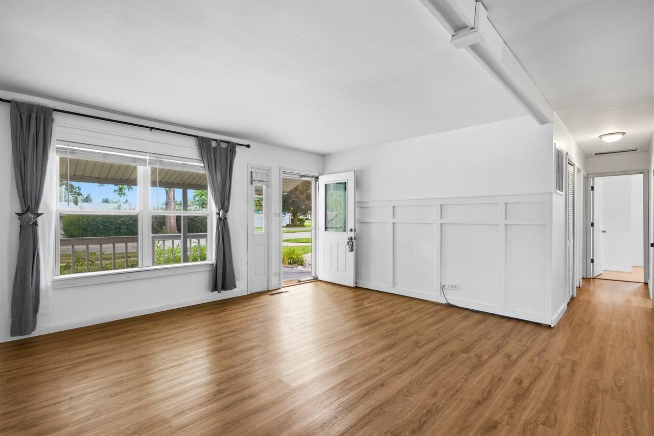 1023 Highland Ave - Photo 3 of 18