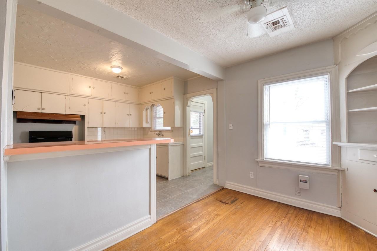 1132 N Saint Clair Ave #1 - Photo 5 of 18