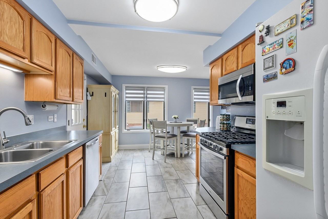 11112 E Cove Cir #3-2D - Photo 3 of 18