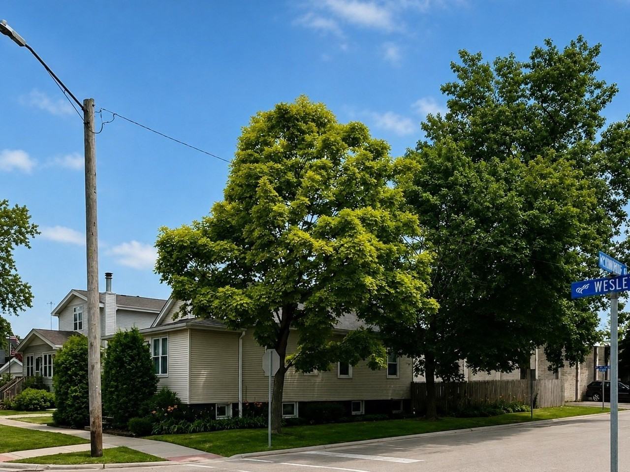 4326 Wesley Ter - Photo 2 of 18